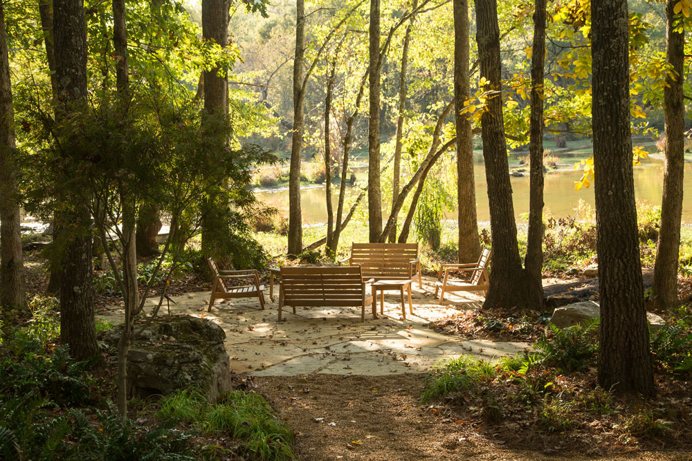 benches where patients can relax and reflect at oxford